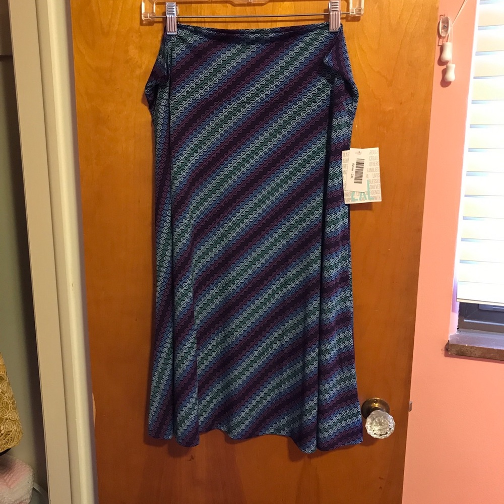 Lularoe Azure Skirt, multicolor pattern, 2XL, NWT